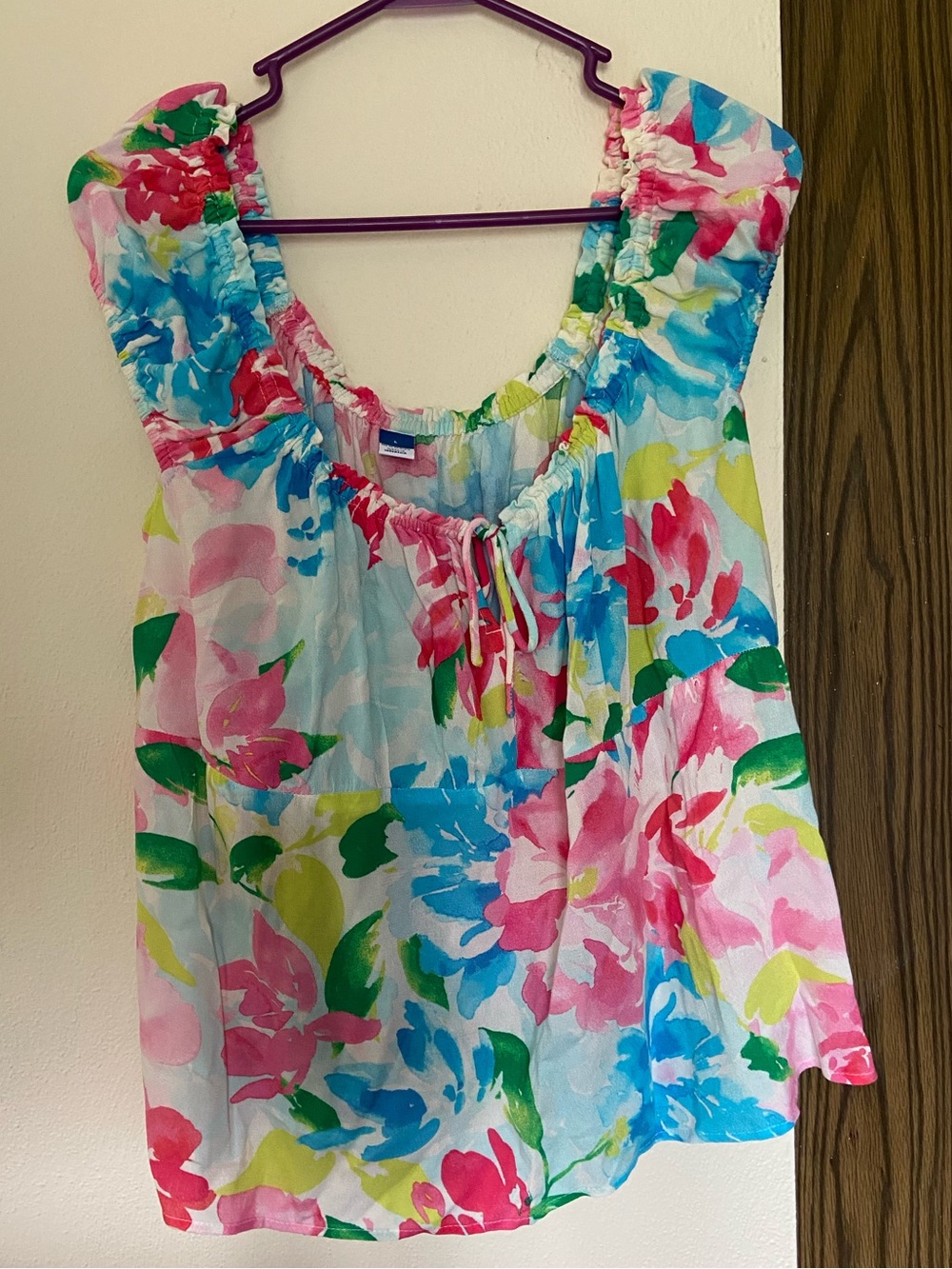 Old Navy Floral Tie-Front Sleeveless Camisole in Pink, Blue, Green